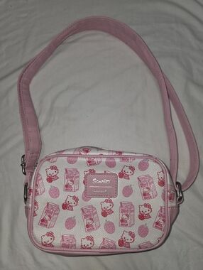 Loungefly Sanrio Hello Kitty Pink Crossbody Bag Purse!